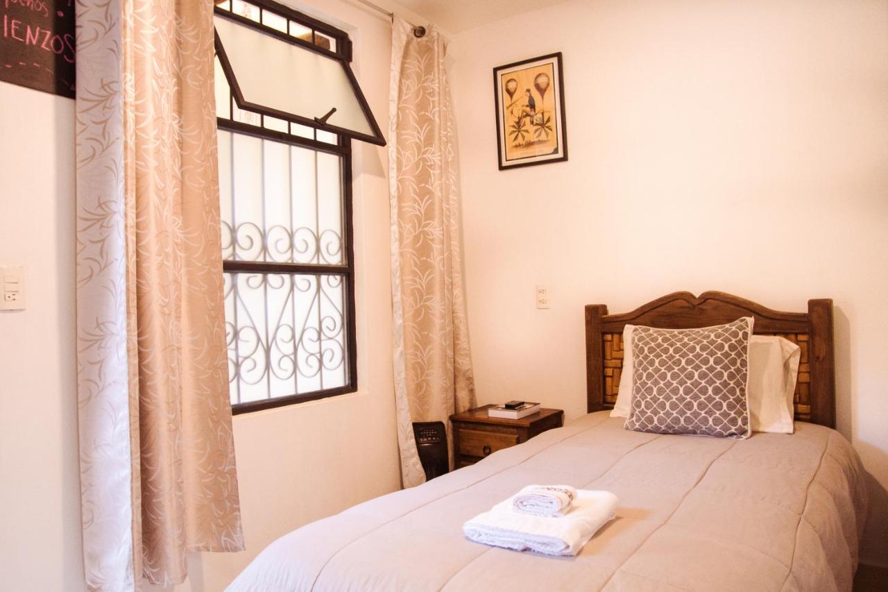 Casa San Cristobal Hostel San Cristóbal de Las Casas Buitenkant foto