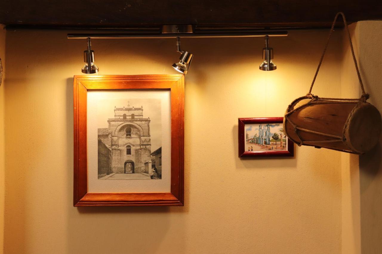 Casa San Cristobal Hostel San Cristóbal de Las Casas Buitenkant foto